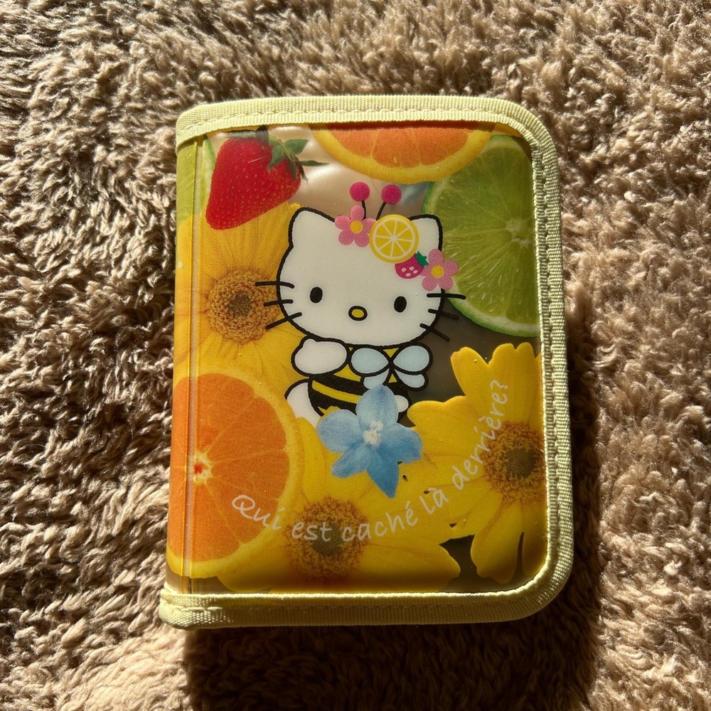 Hello Kitty Sanrio Photo Album Wallet Size